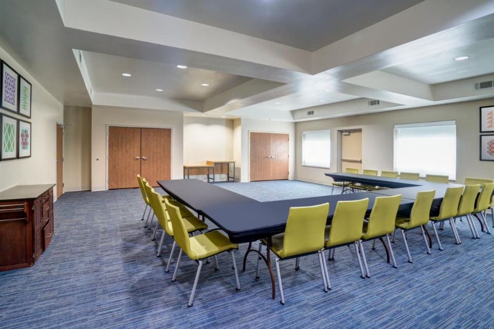 Holiday Inn Express Hotel Winona North Image 14