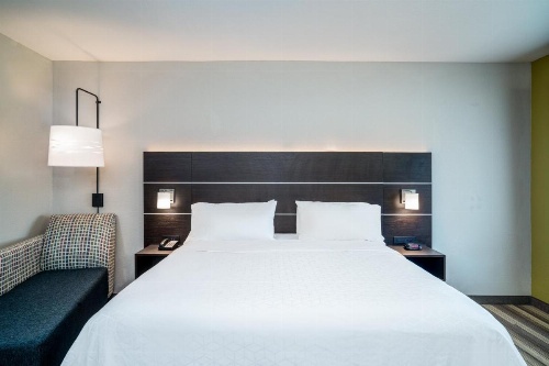 Holiday Inn Express Hotel Winona North image 19