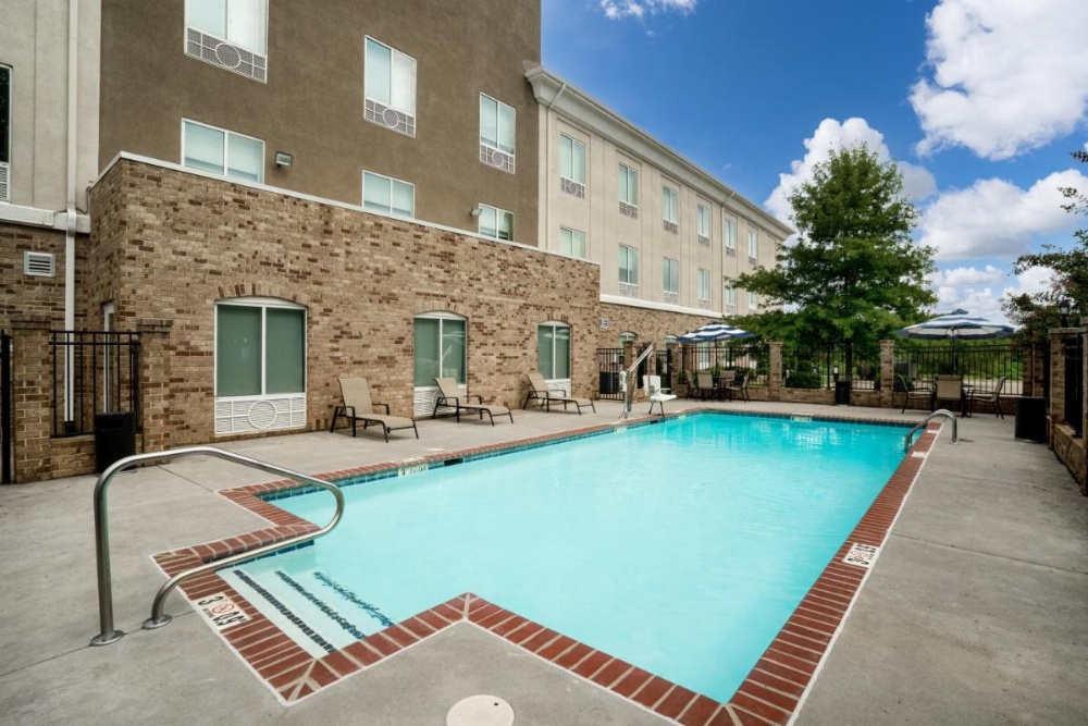 Holiday Inn Express Hotel Winona North Image 25