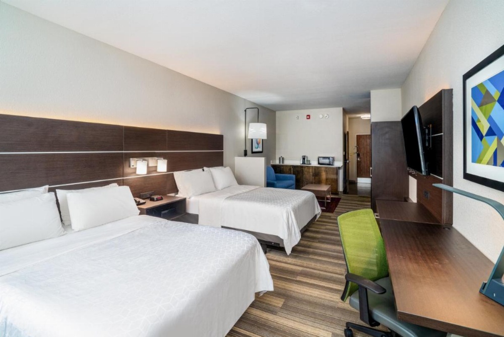 Holiday Inn Express Hotel Winona North Image 6